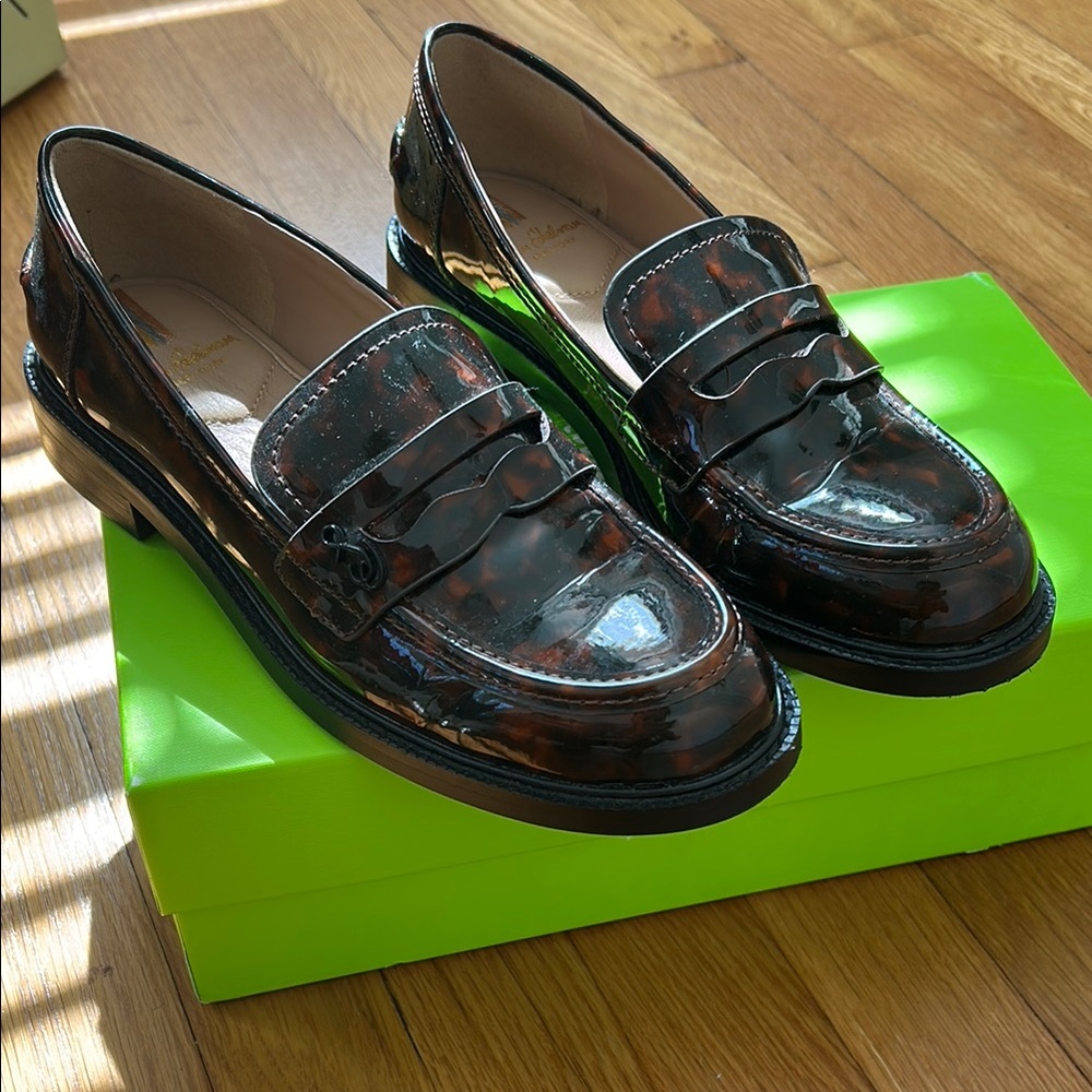 Sam Edelman Tortoise Brown and Black Flats Classic Slip-On Design